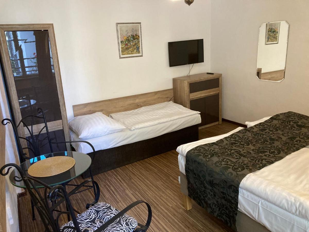 Mila Apartments Prága Kültér fotó