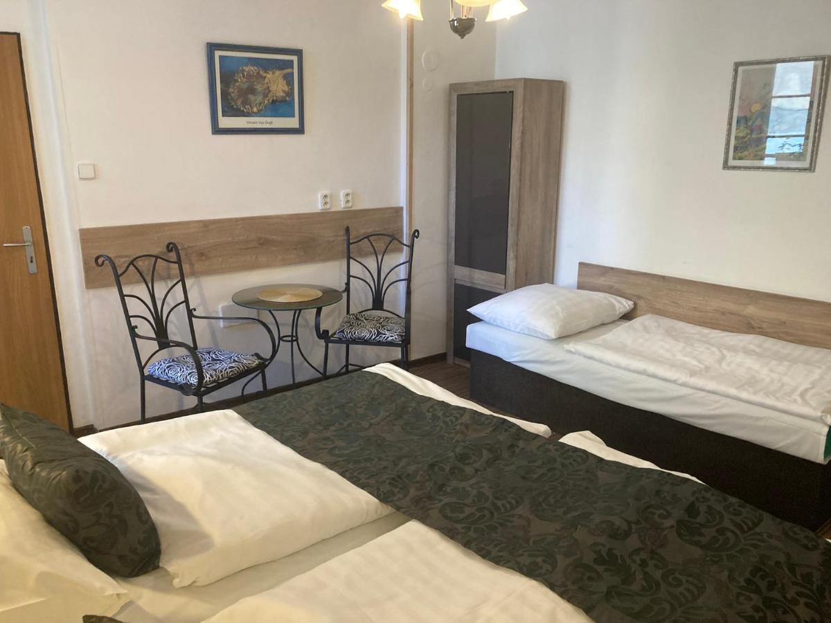 Mila Apartments Prága Kültér fotó