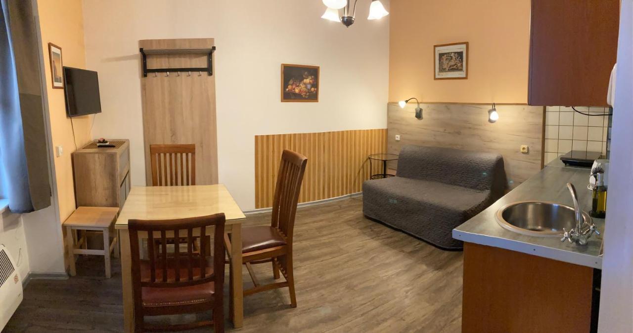Mila Apartments Prága Kültér fotó