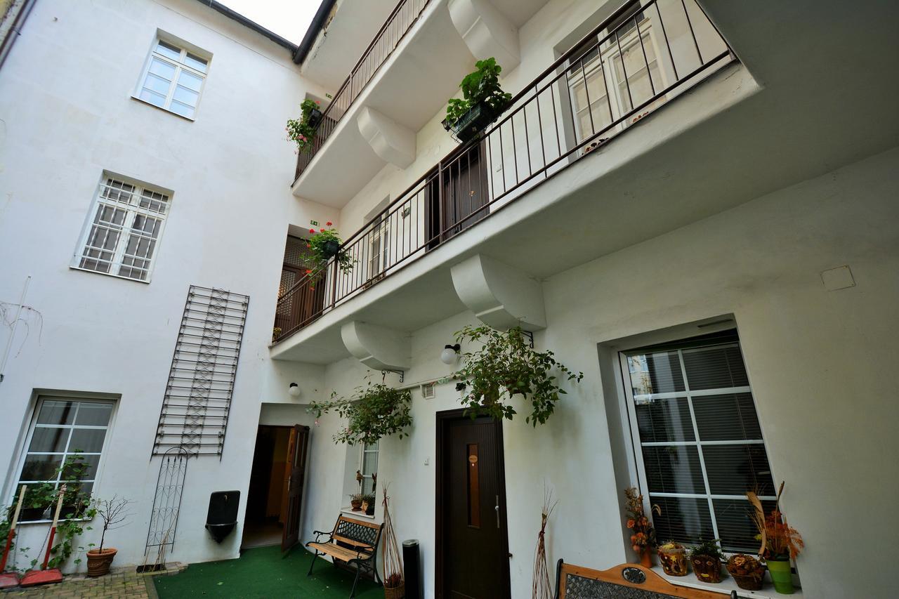 Mila Apartments Prága Kültér fotó