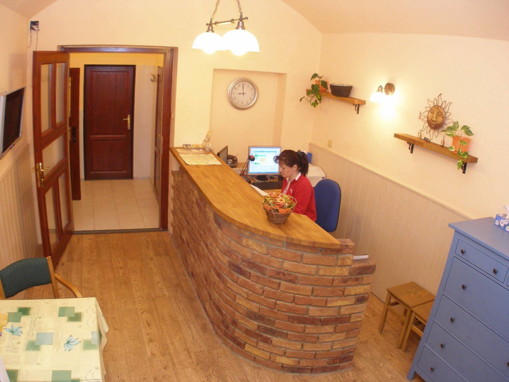 Mila Apartments Prága Kültér fotó